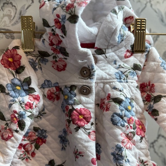 💥4/$20💥 💕🌸🩵 Carter's Quilted Floral Baby Girl’s Jacket Size 3 Months - Picture 3 of 10